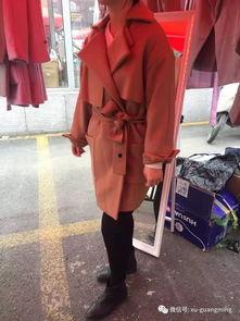 精彩福利大衣在线观看,在线观看，尽享冬日时尚盛宴